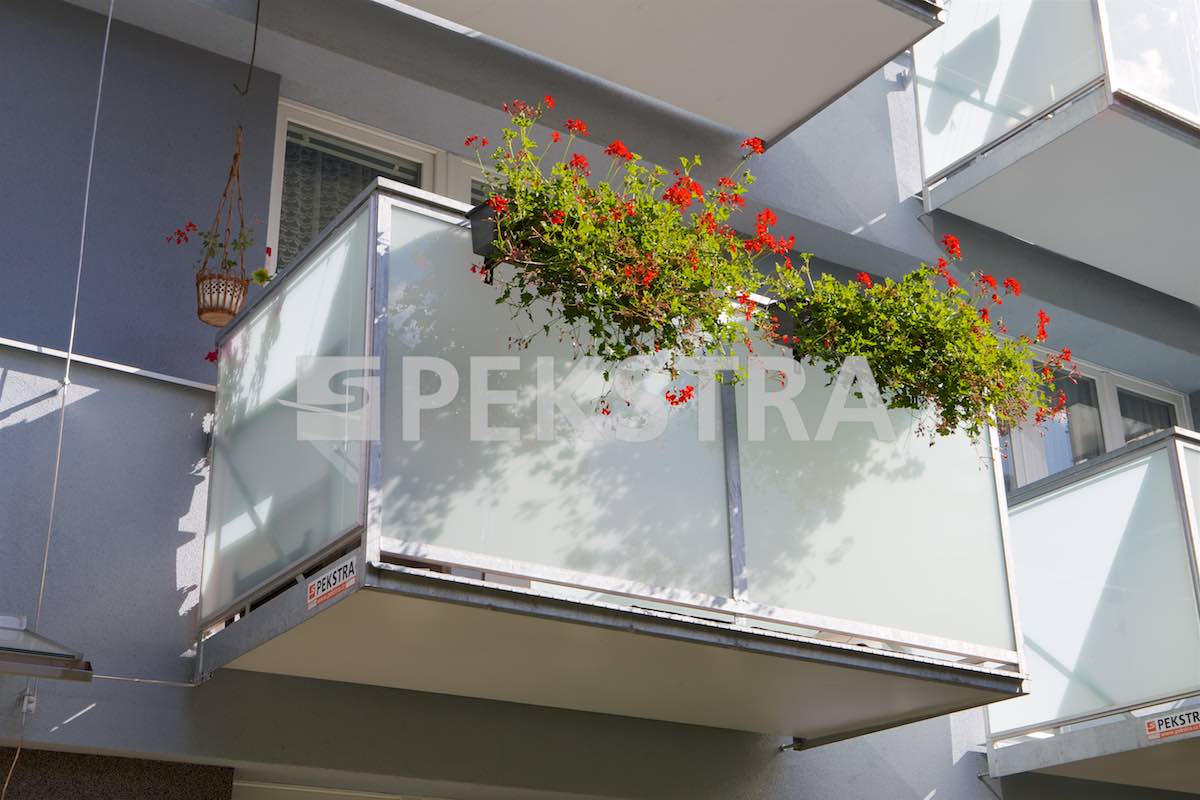 Závěsný balkon bezpečnostní sklo