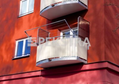 Balkony se zástěnou