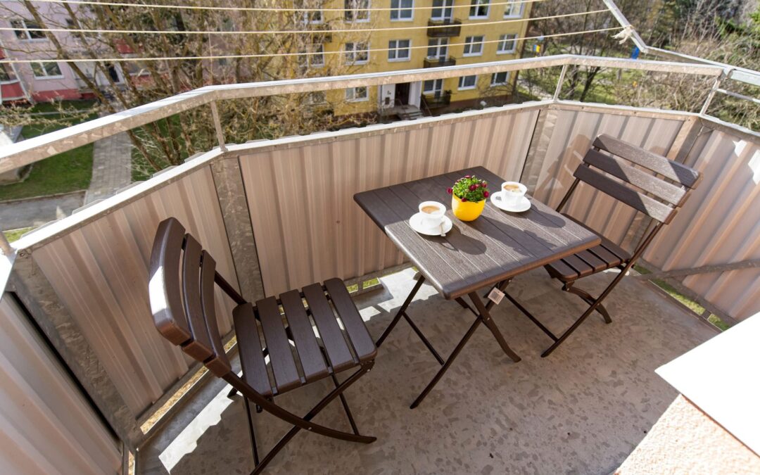 Moderní italský skládací nábytek pro balkony