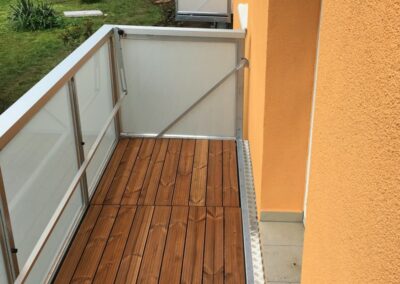 Dřevěné podlahy balkónů