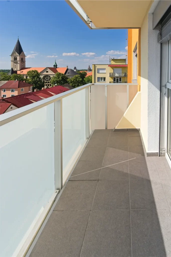 Hliníkové sloupkové zábradlí